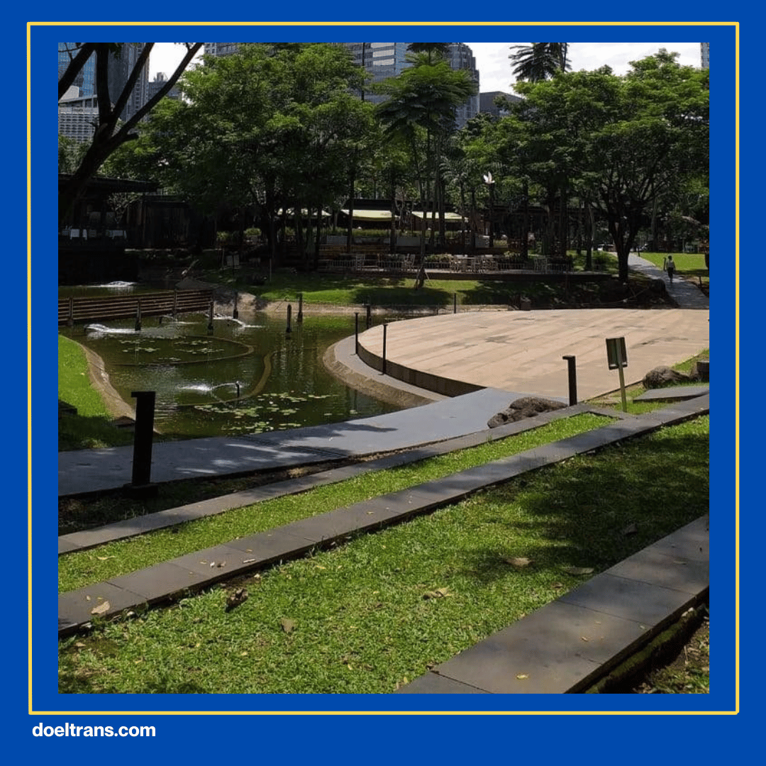 Hutan Kota by GBK (Sisi Timur).