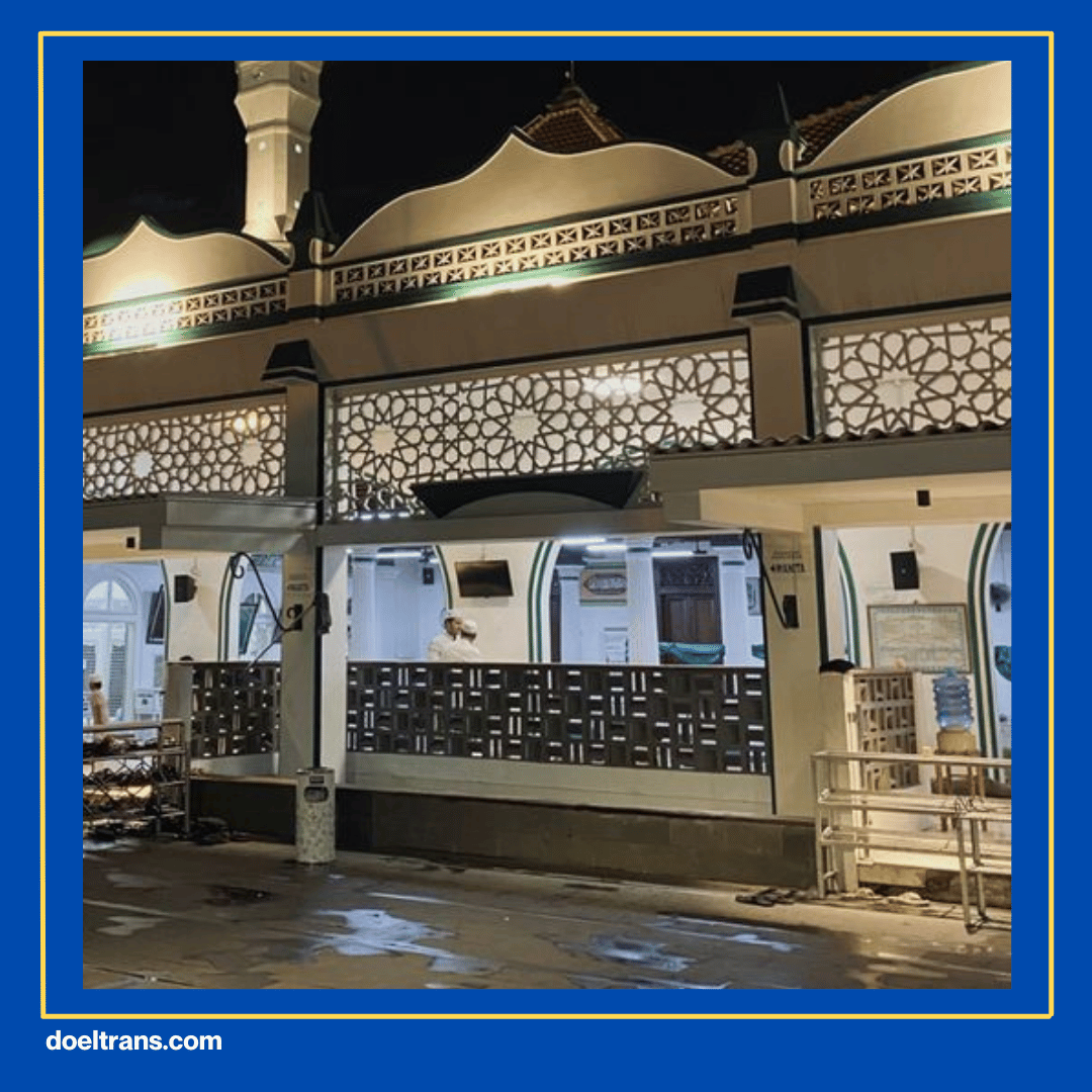 Makam Keramat Luar Batang Wisata Religi di Jakarta Utara.