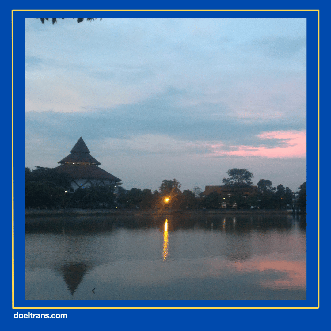 Wisata Budaya Betawi di Situ Babakan.