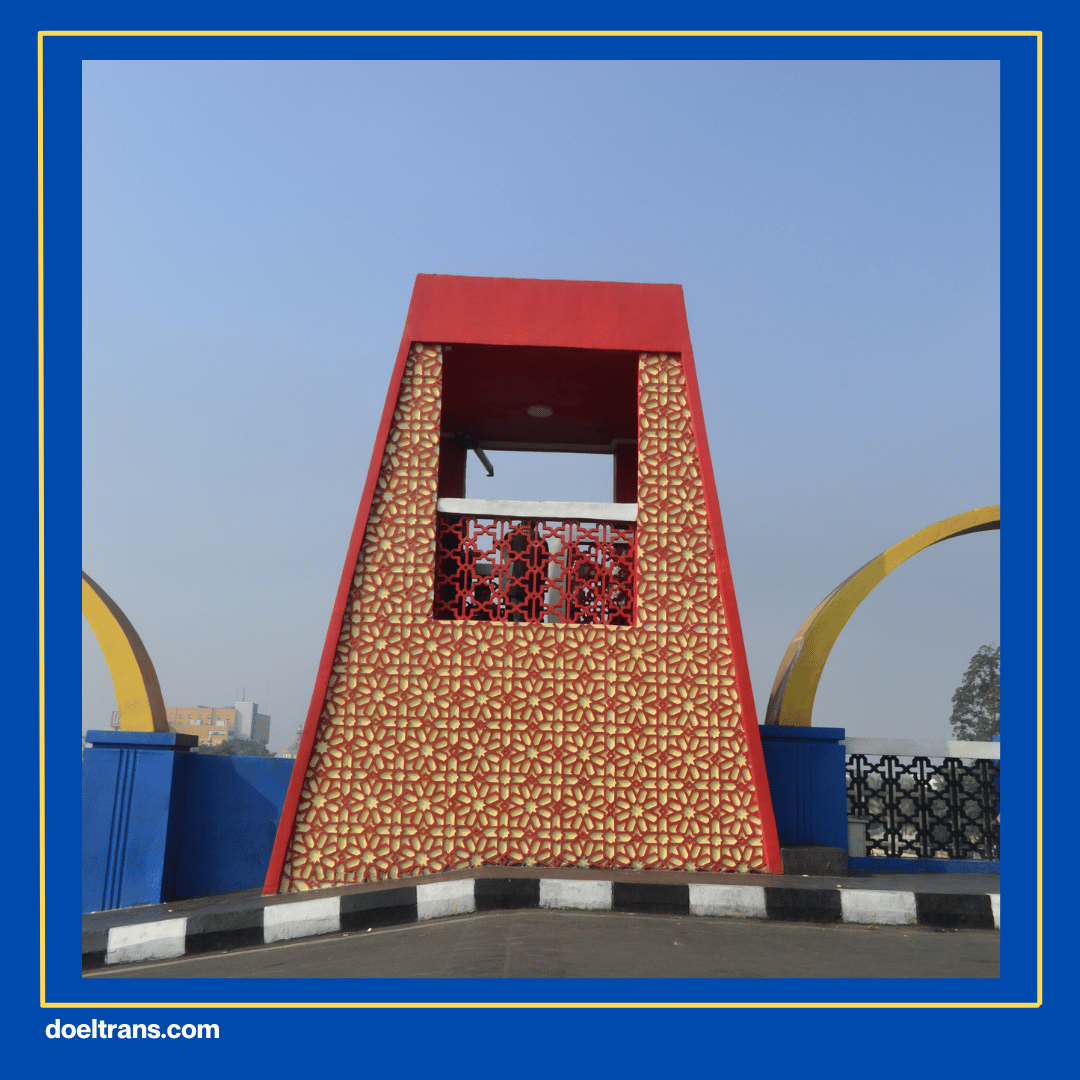 Jembatan Kaca Berendeng