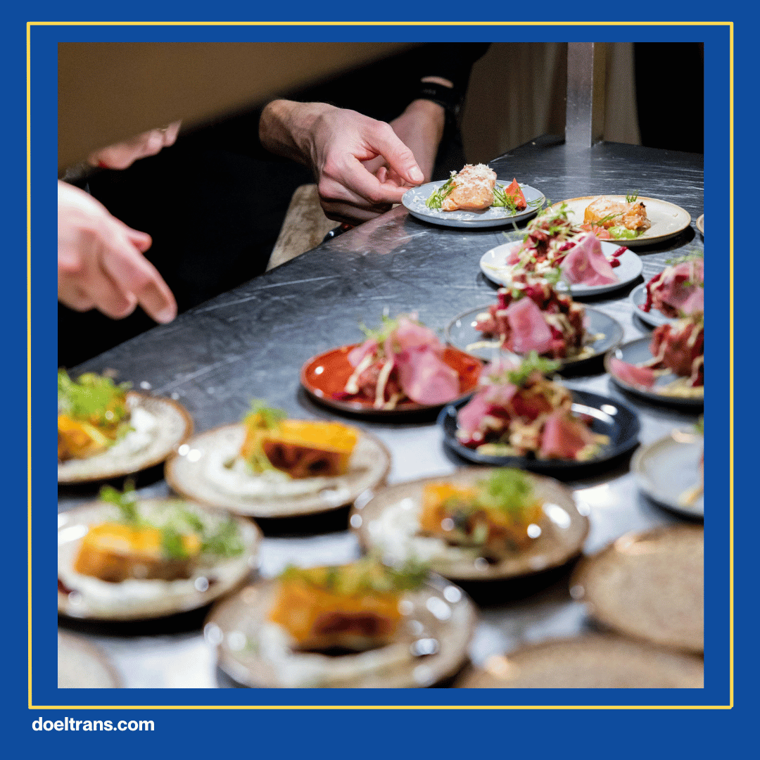 Pusat Kuliner Berkonsep Light Festival