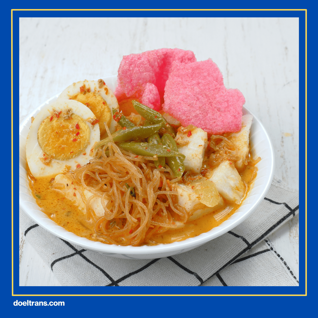 Nasi Uduk dan Ketupat Sayur