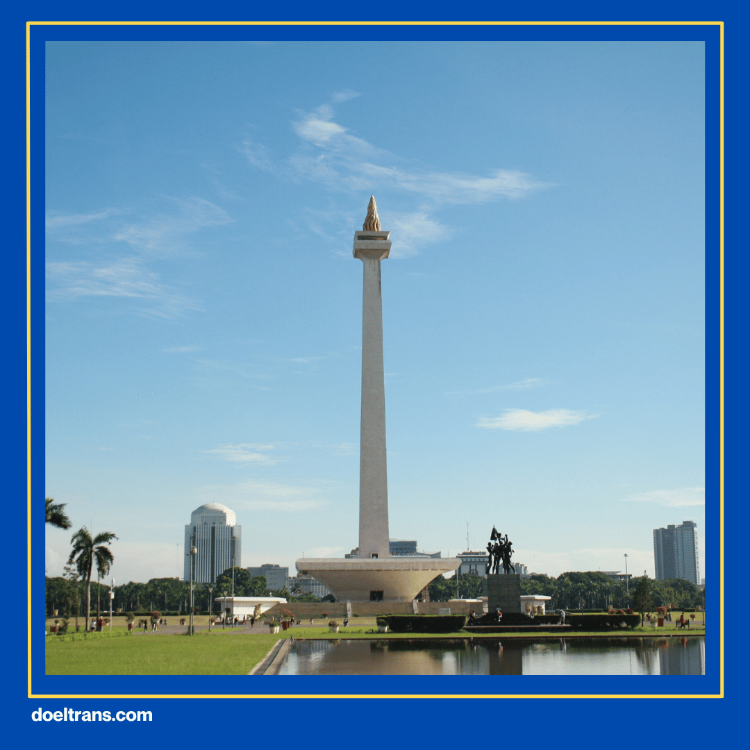 Pagi Hari di Monas